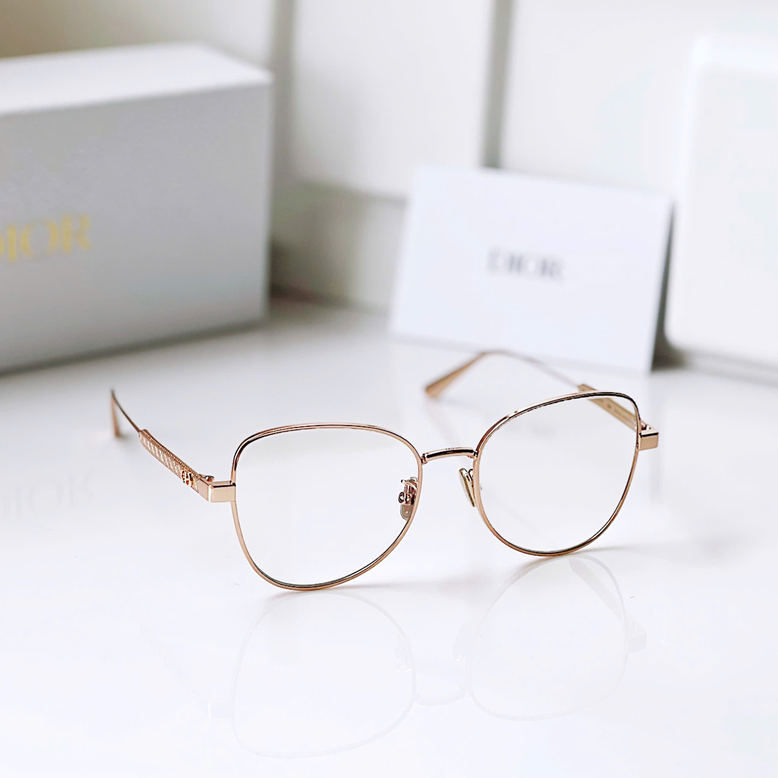 Kính mắt Dior DiorCannageO – Bộ Sưu Tập Kính Mắt Mới 2025 Đẹp Đỉnh, Thần Thái Như Hoa Hậu