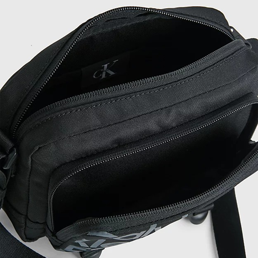 Túi Đeo Chéo Nam Calvin Klein CK Recycled Crossbody Bag K50K510382_0GJ Màu Đen