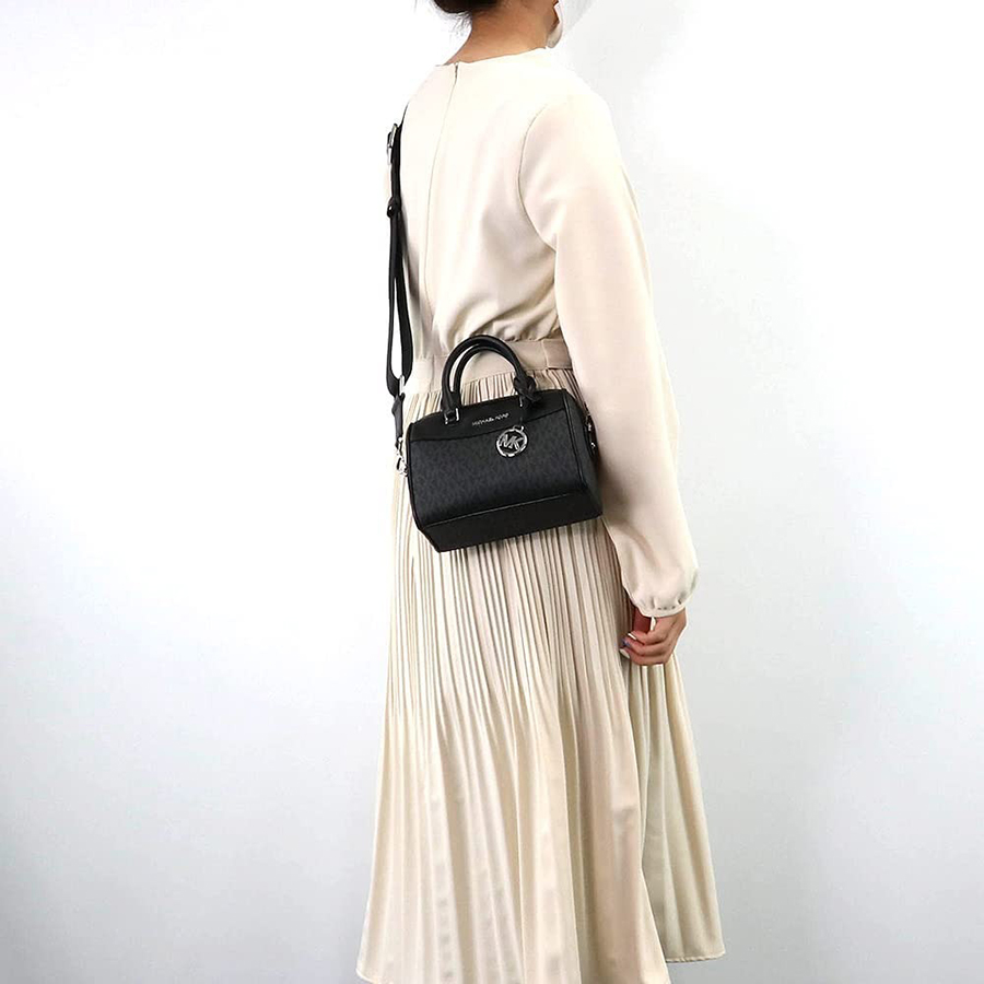 Túi Đeo Chéo Michael Kors MK Mini Leather Hand-Held Crossbody Bag 35S2STFC0B Màu Đen
