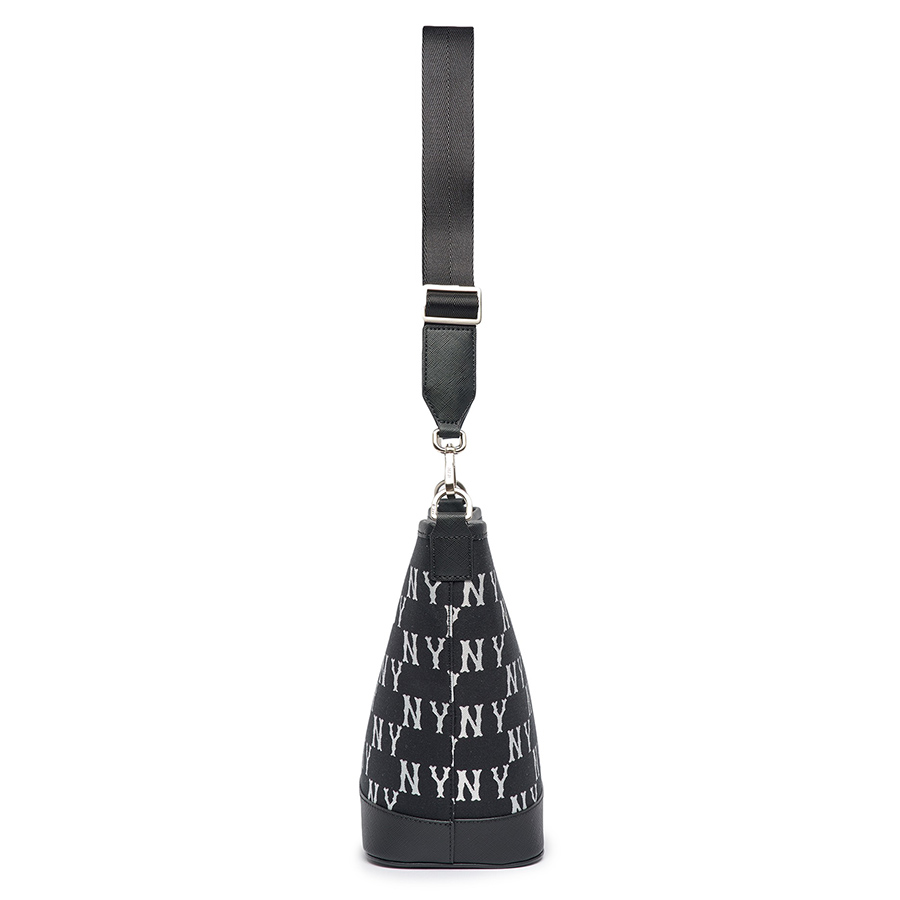 Túi Đeo Chéo MLB Big Classic Monogram Jacquard New Bucket Bag New York Yankees 3ABML023N-50BKS Màu Đen