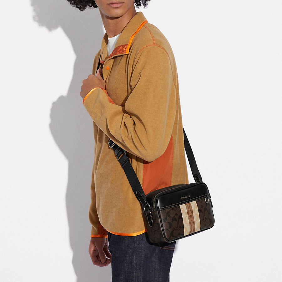 Túi Đeo Chéo Nam Coach  Graham Crossbody In Blocked Signature Canvas With Varsity Stripe C9965 Màu Nâu Đen