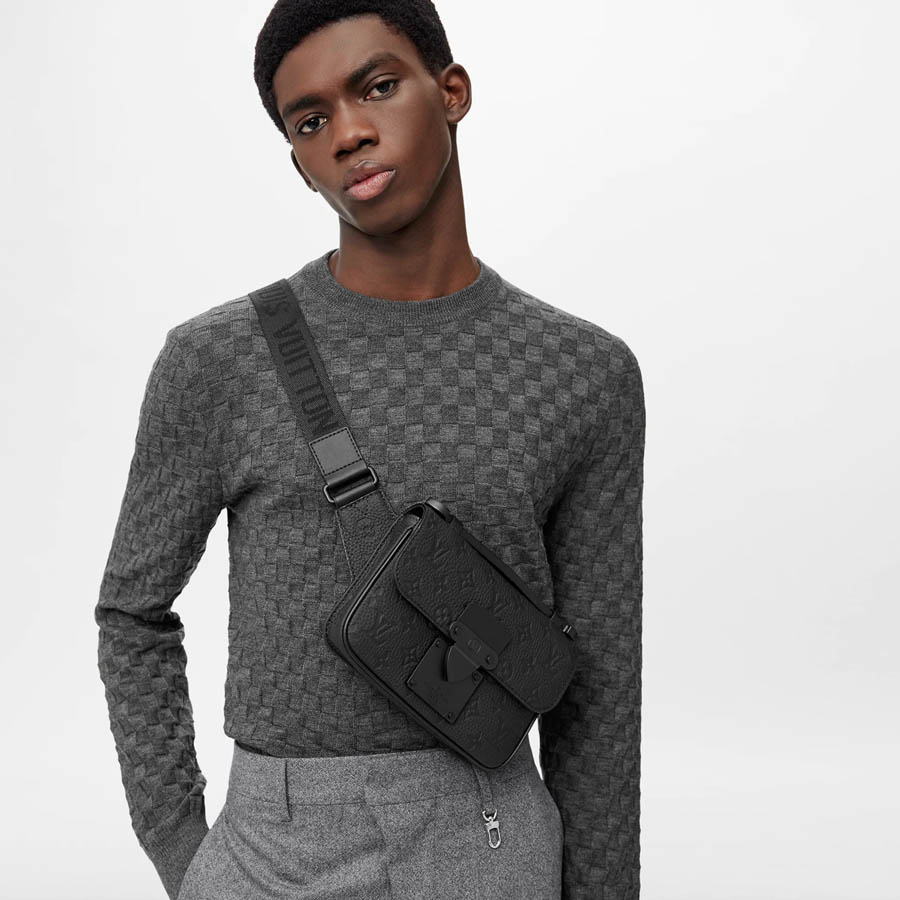 Túi Đeo Hông Nam Louis Vuitton LV S Lock Sling Bag Black M58487 Màu Đen