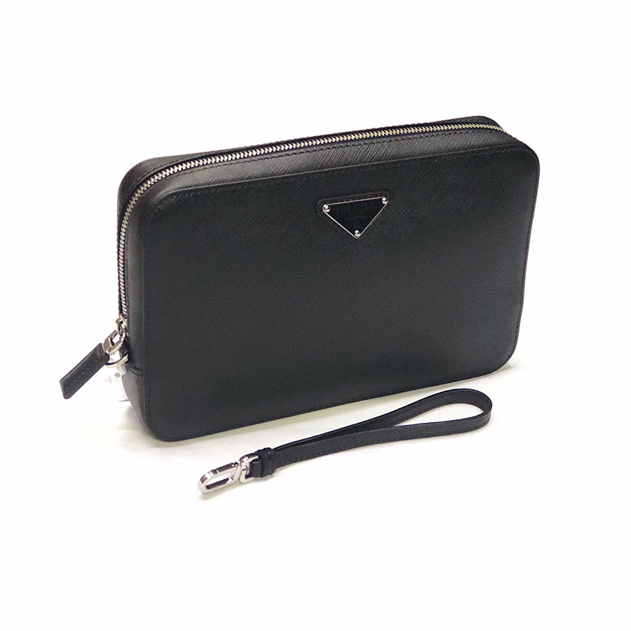 Túi Xách Prada Leather Clutch Màu Đen