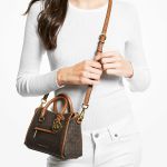 Túi Xách Tay Nữ Michael Kors MK Carine Extra-Small Logo Satchel Brown 35F2GCCC5B Màu Nâu