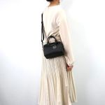 Túi Đeo Chéo Michael Kors MK Mini Leather Hand-Held Crossbody Bag 35S2STFC0B Màu Đen